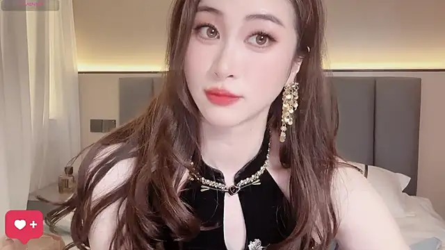 wuyueaini (F young) - 舔腿腿