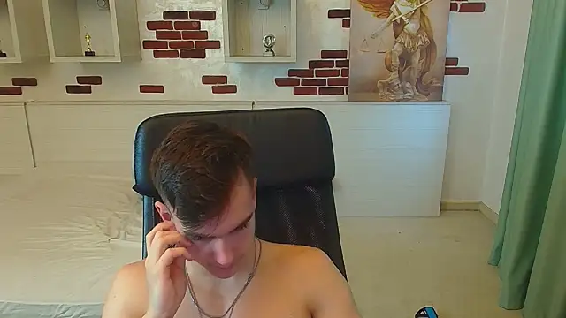 bradyflint (M twink) - CUM SHOW!