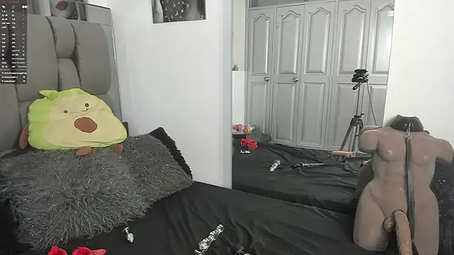 GiorgiaDarkness webcam