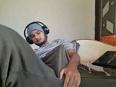 young-hairy-jon webcam