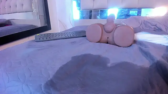 luna_tylor - Luna_Tylor's free webcam - UK Sex Cams