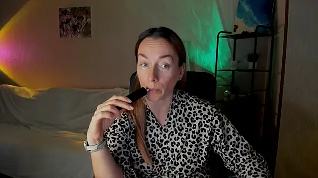 RebeccaMartinez webcam