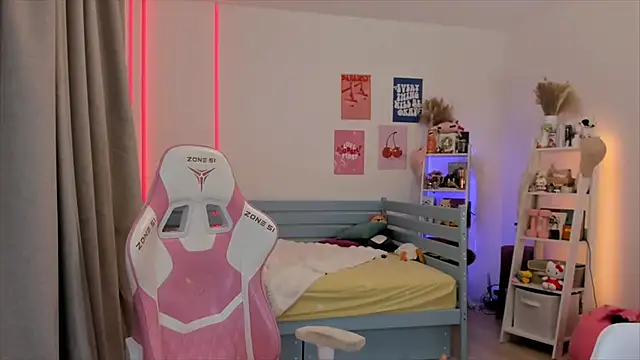 lily_young (F young) - DOUBLE PENETRATION 2 DILDOS