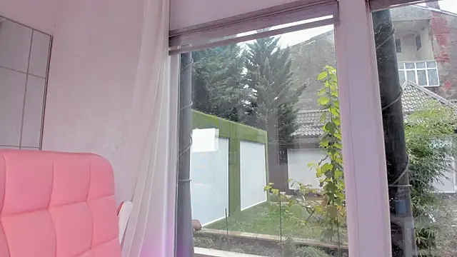 missdiamond_ (F young) - Weekend vibes...weekend cum