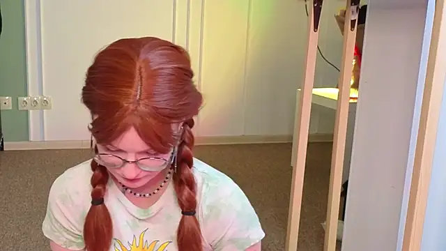 Kitty_smalltits webcam