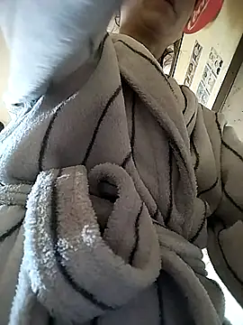 SheTheDeeevil webcam