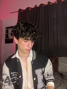 lion_cherry21 webcam