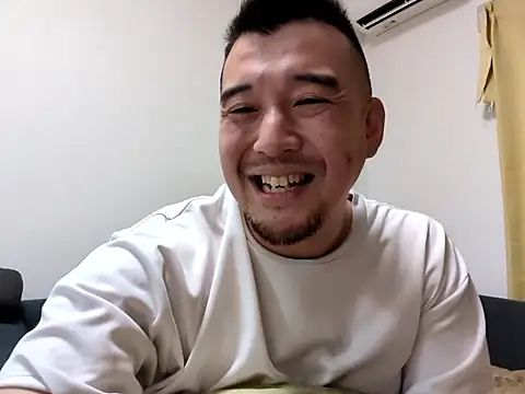 KOUHEY2023 Live Webcam on Stripchat