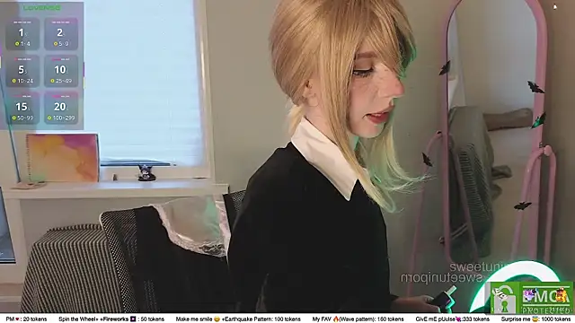 sweetuniporn webcam