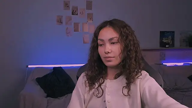 branchwithflowerss webcam