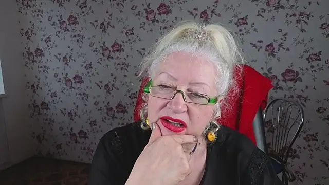 Maya_Mayflower webcam