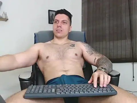 Noah_Swagger_ webcam