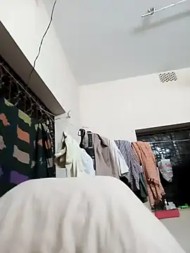 FaysalVibes436 webcam