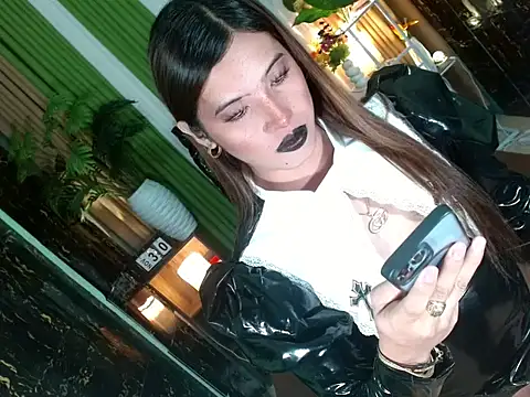 Queen_kendalx19 webcam