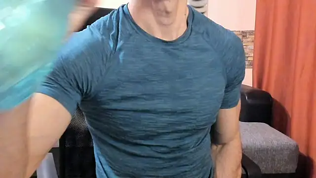 HotHunkTrainer webcam