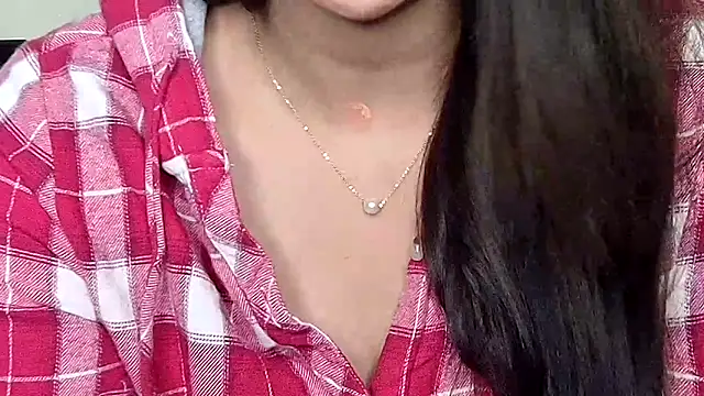 Naina_For_You webcam