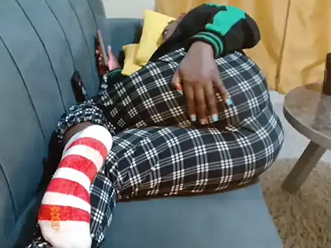 leslysexygirl webcam