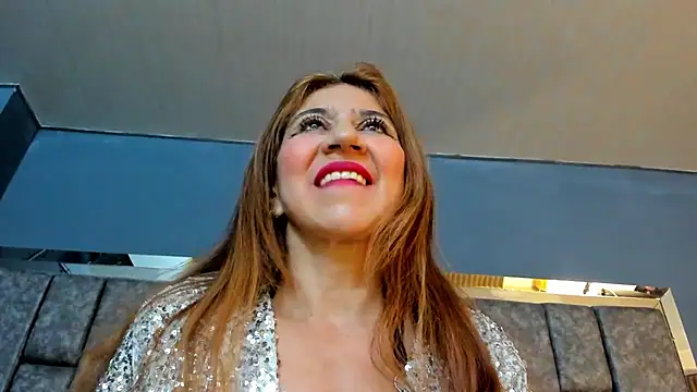 matureyulyet (F mature) - control domi 5 minutos