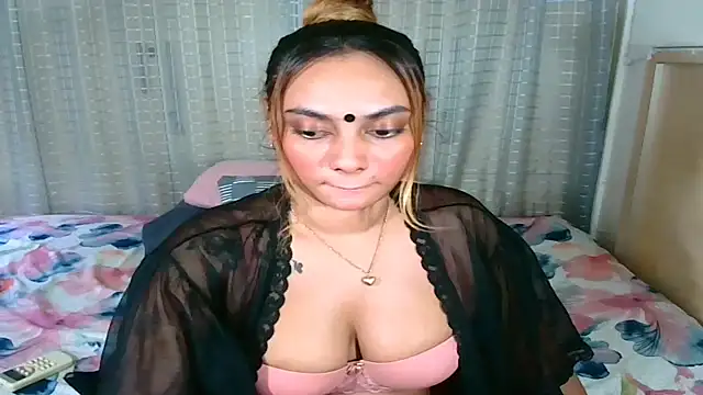 sexyindianchic webcam