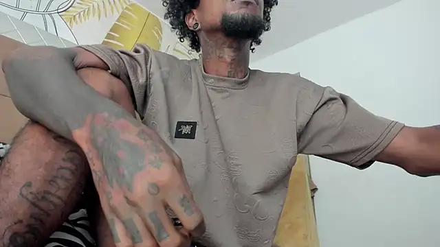 bigblackhotx1 webcam