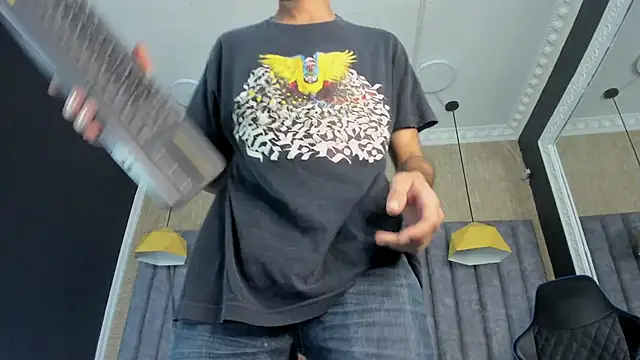 Boss_Domiinator webcam