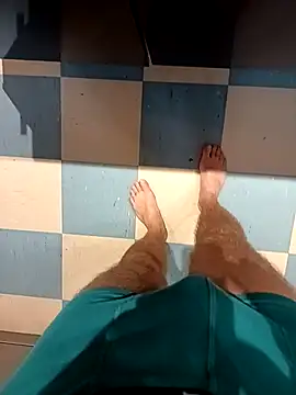 dam70 (Ask my age) - Flash petit sexe