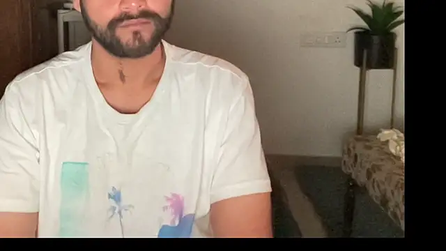 makemeawareaah (M young) - Wear Saree <3