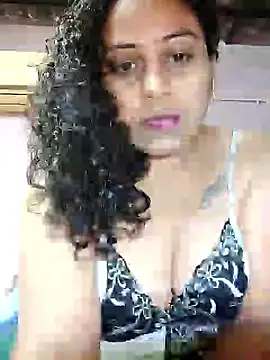 JENNIFERtamil webcam