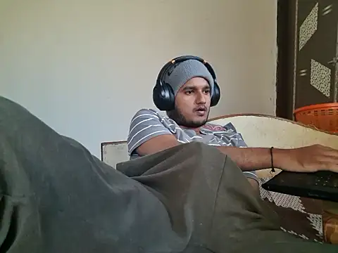 young-hairy-jon webcam