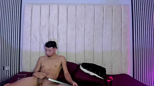 DustinandJordan webcam