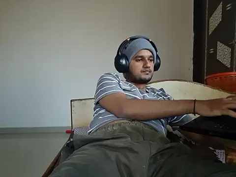 young-hairy-jon webcam