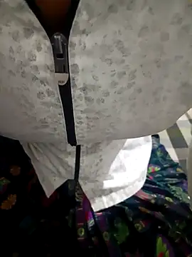 kavita_bhabi (F teen) - Boobs show