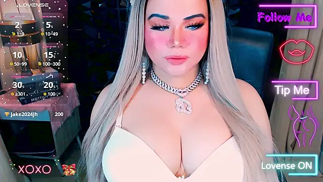 xHugeHarleySelfsuckerx webcam