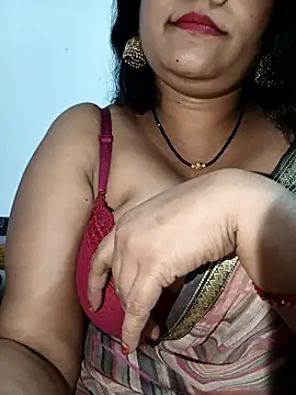 nyra-23 - Nyra-23's free webcam