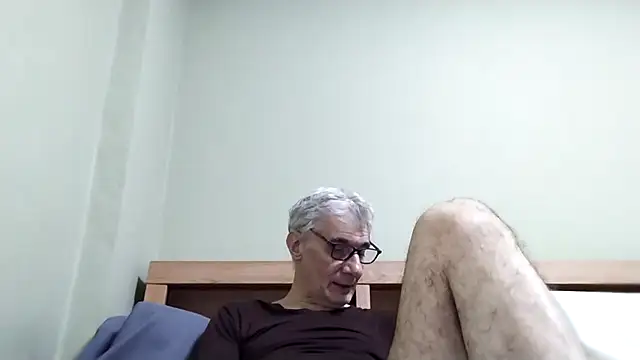 BIGUNCUTHARDCOCK webcam