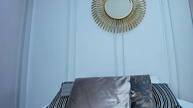 CharlotteBrownn_ webcam