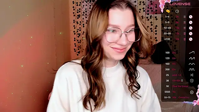 linablossom_ (F young) - massage boobs