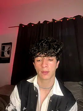 lion_cherry21 (M twink) - Doggy and dildo