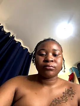 creamy_shaah webcam