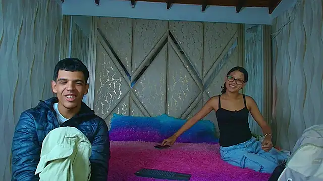 Hotcouple_222 webcam