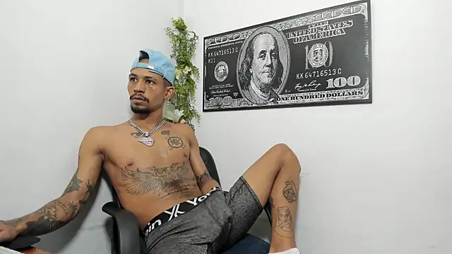 carl_jhonson821 webcam