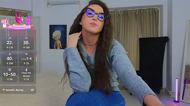 sweetscribe (F young) - Doggy naked + spanks