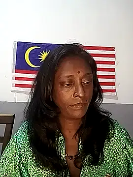 mamakarma1403 webcam