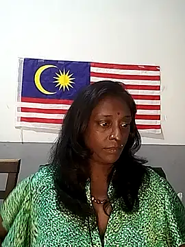 mamakarma1403 webcam