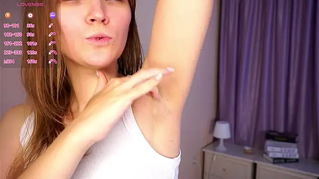 YoshieGradney webcam