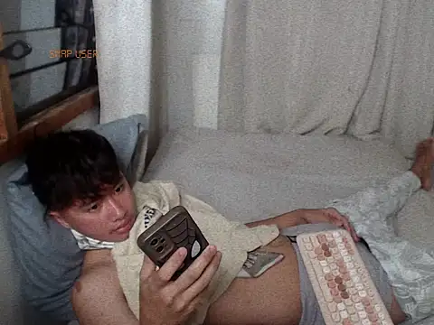 asiantwink0000 webcam