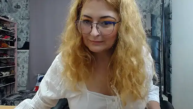 Helen1974 webcam