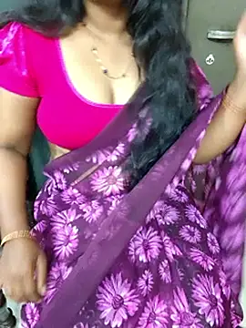 Nikitha_telugu