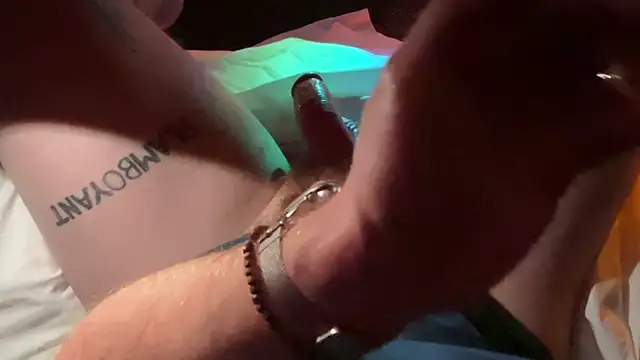 boibauzer - BoiBauzer's free webcam - UK Sex Cams