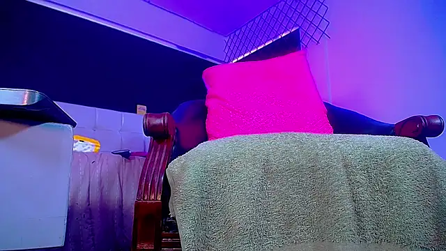 bellatrixx_69 webcam